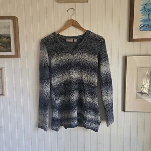 Croft & Barrow Marled Blue and White V-Neck Soft Cozy Sweater